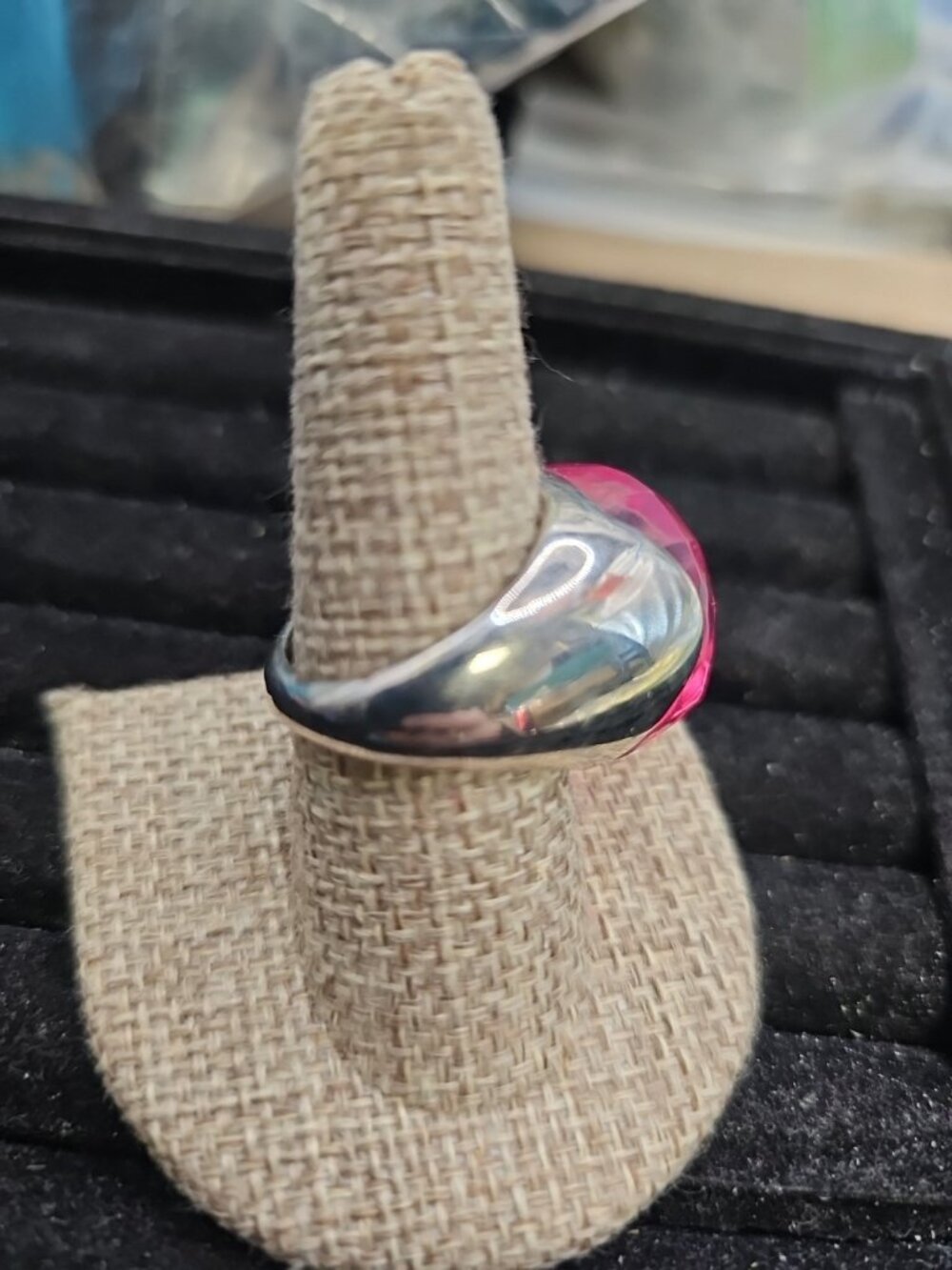 Ring Size 8.5 Silvertone With Pink Stone Avon Mark - Picture 4 of 6